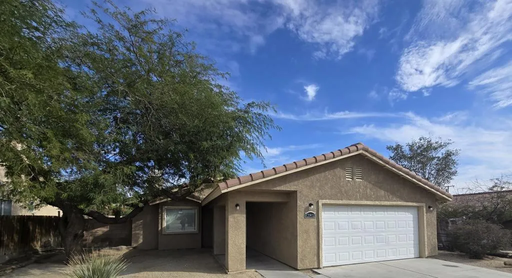 13902 El Cajon Drive, Desert Hot Springs, California 92240 home-pic-1