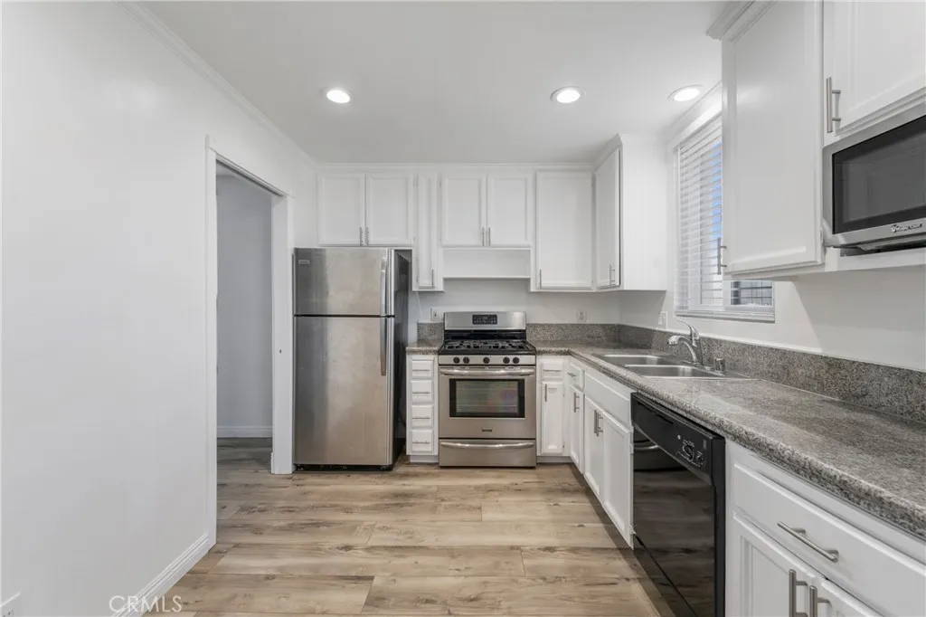 506 Palm Avenue, Coronado, California 92118 home-pic-7