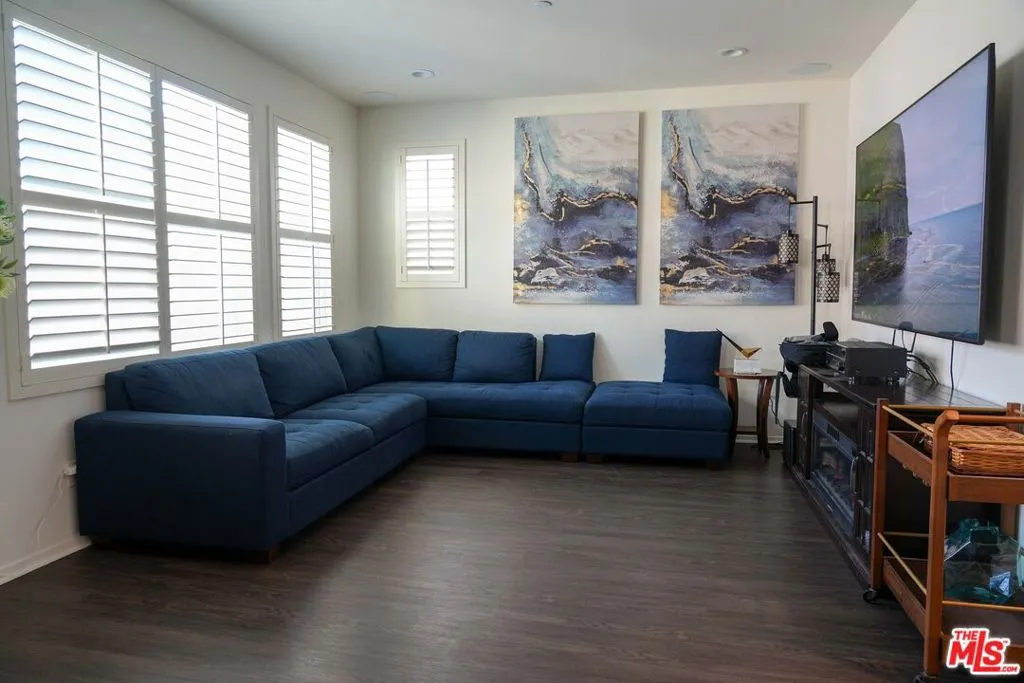 18215 Astro Court, Santa Clarita, California 91350 home-pic-71