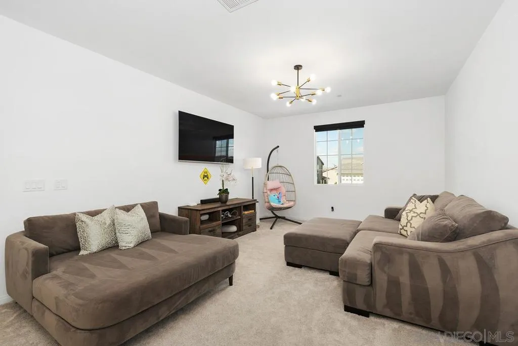 30407 Freeman Drive, Menifee, California 92584 home-pic-18