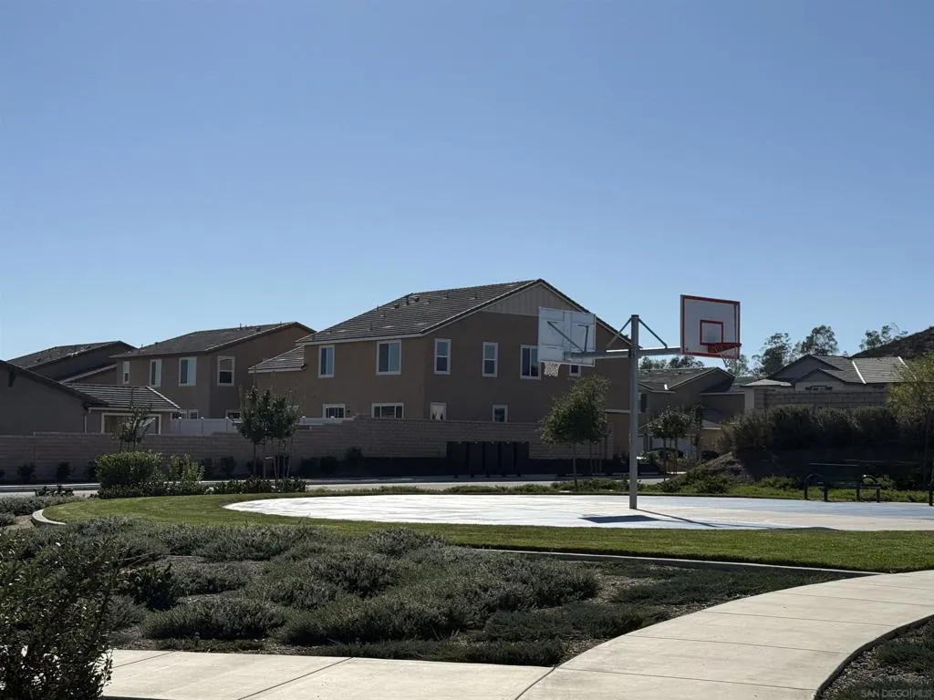 30407 Freeman Drive, Menifee, California 92584 home-pic-39