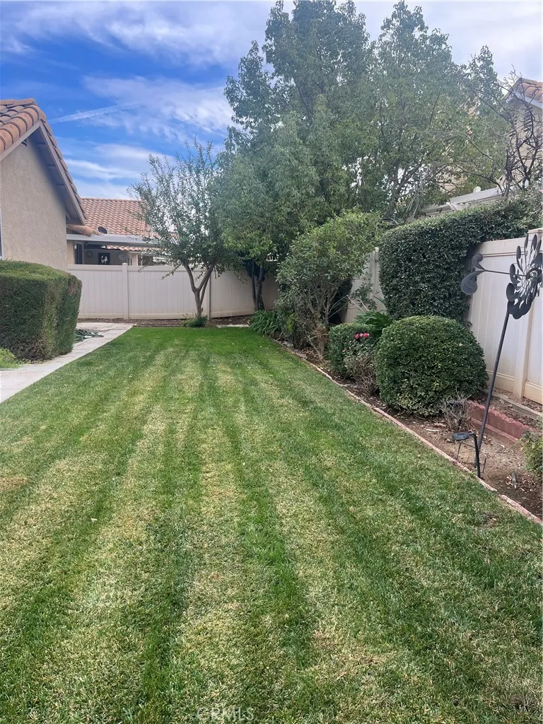 637 Torrey Pines Rd., Banning, California 92220 home-pic-4