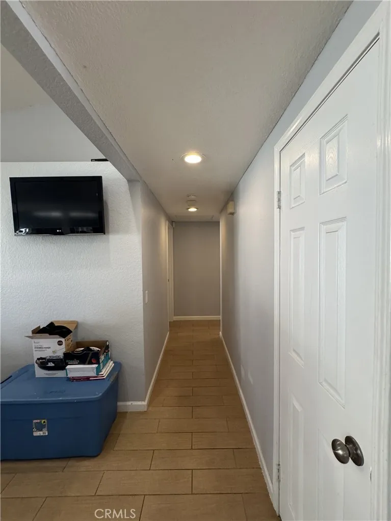 3072 Lynwood, Highland, California 92346 home-pic-19