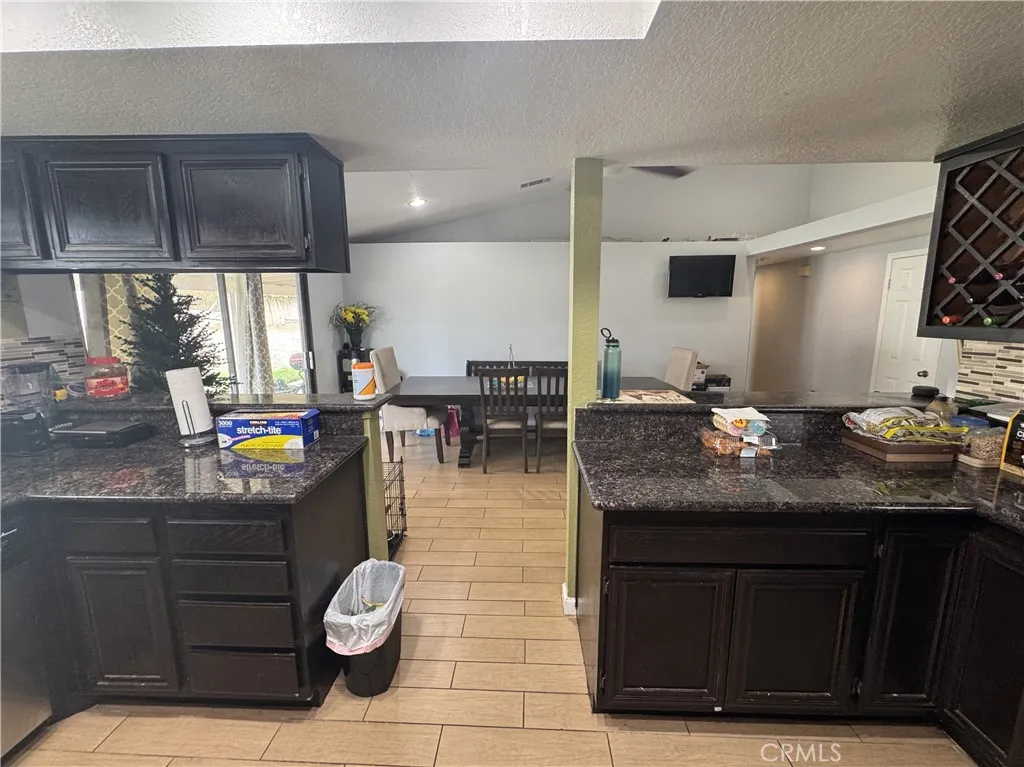 3072 Lynwood, Highland, California 92346 home-pic-13