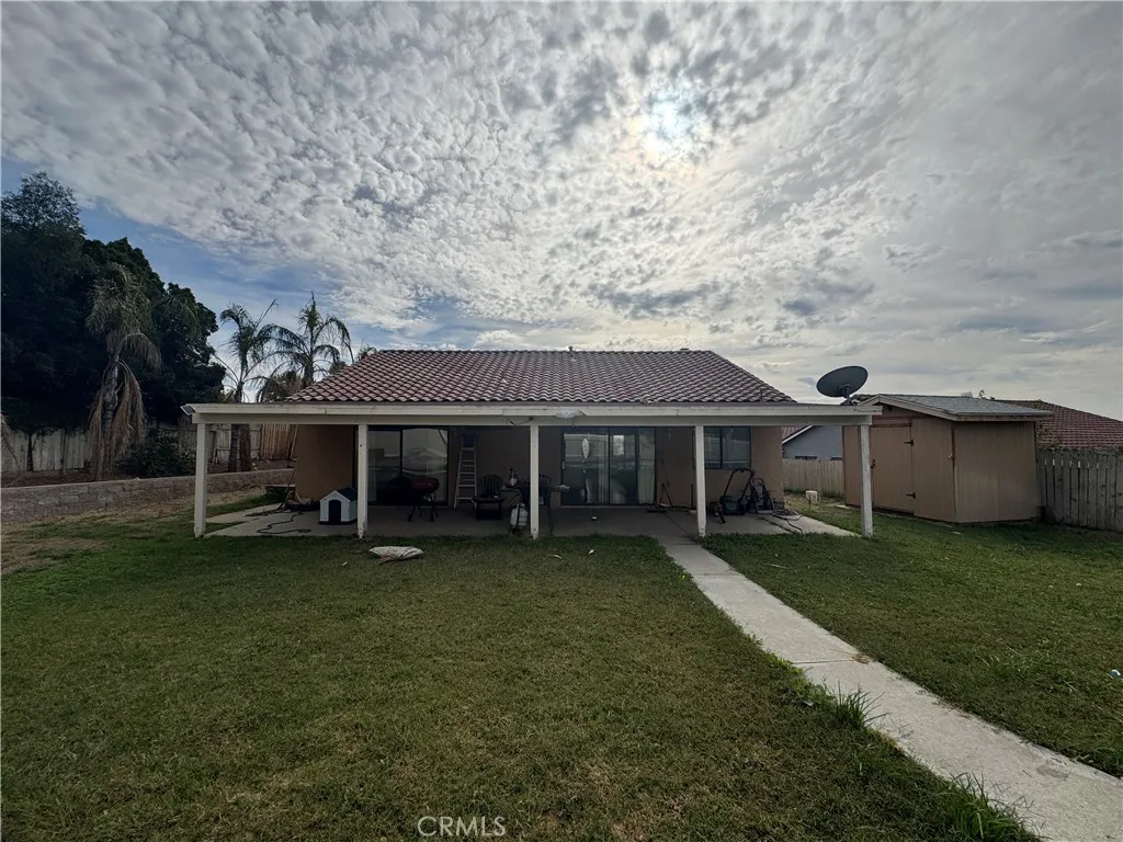 3072 Lynwood, Highland, California 92346 home-pic-53