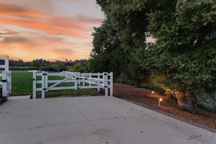 3485 Stable Lane, Santa Cruz, California 95065