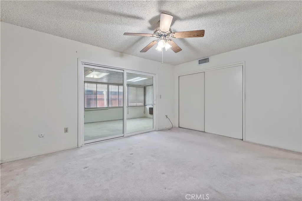 26838 -c Avenue Of The Oaks C, Newhall, California 91321 home-pic-18