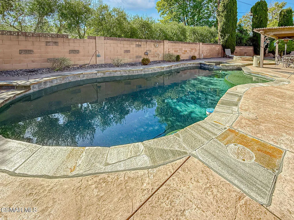 166 Whitworth Street, Thousand Oaks, California 91360 home-pic-26