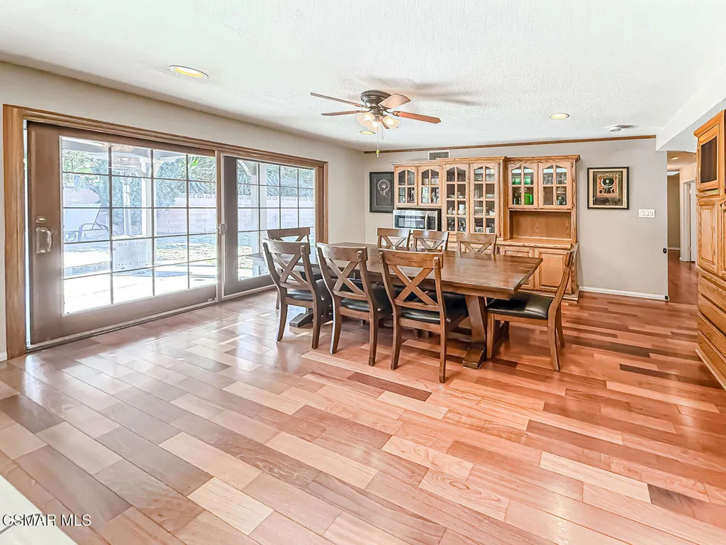 166 Whitworth Street, Thousand Oaks, California 91360 home-pic-5