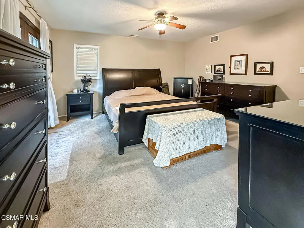 166 Whitworth Street, Thousand Oaks, California 91360 home-pic-18