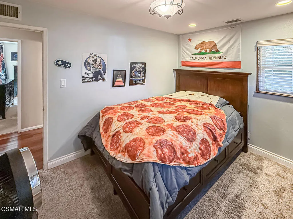 166 Whitworth Street, Thousand Oaks, California 91360 home-pic-16