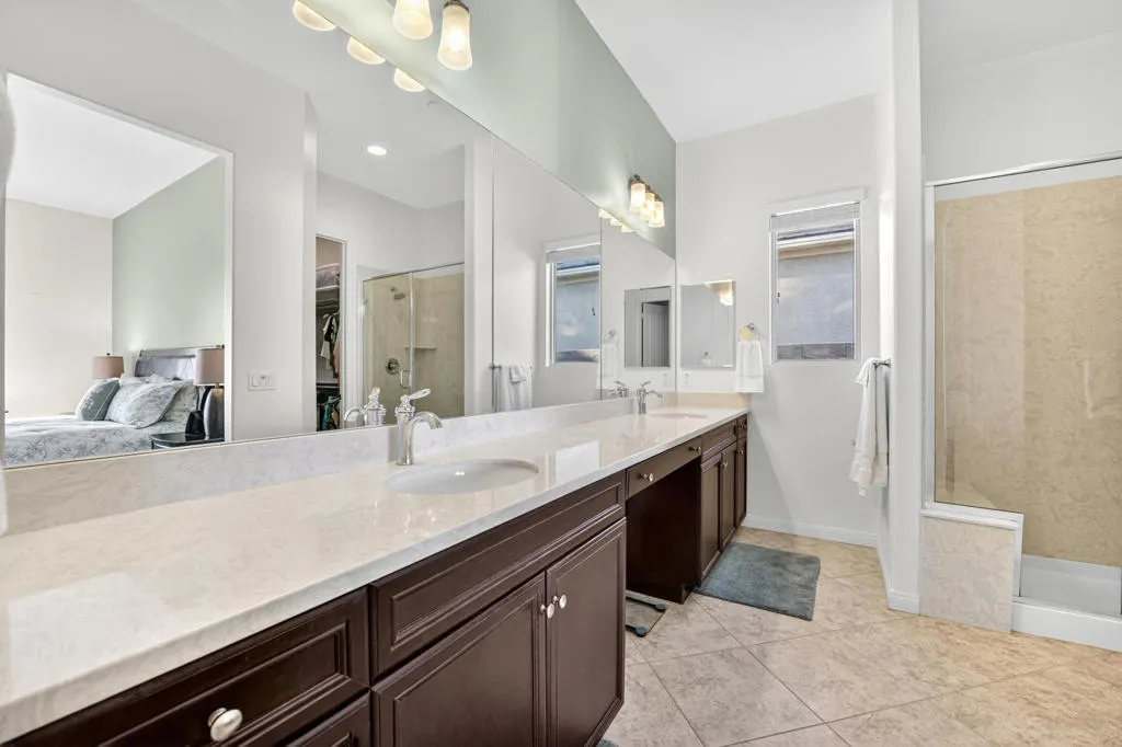 81581 Avenida Viesca, Indio, California 92203 home-pic-15