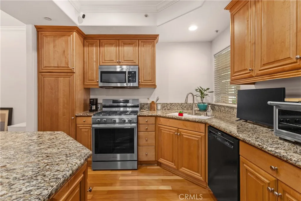 1435 Lomita, Harbor City, California 90710 home-pic-7