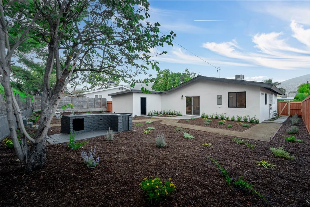 13247 Tripoli Avenue, Sylmar, California 91342 home-pic-14