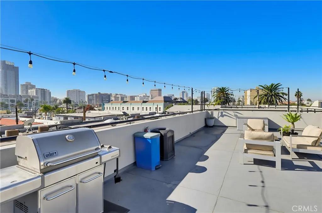 834 E 4th Street 29, Long Beach, California 90802 home-pic-41