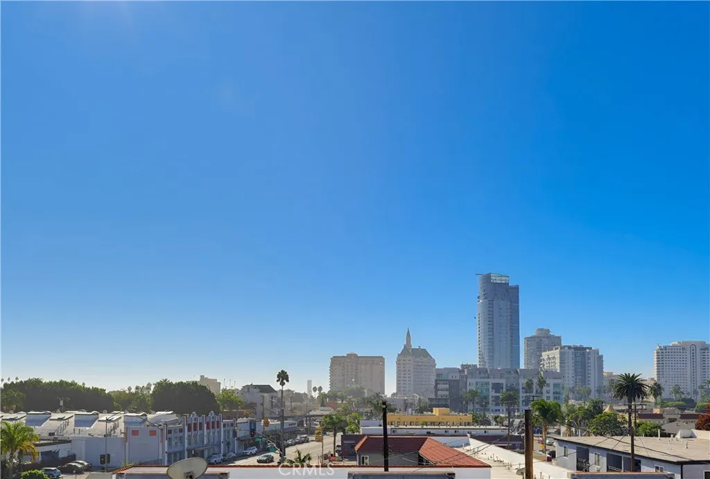 834 E 4th Street 29, Long Beach, California 90802 home-pic-40