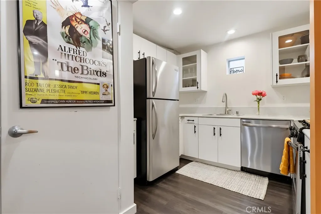 834 E 4th Street 29, Long Beach, California 90802 home-pic-13