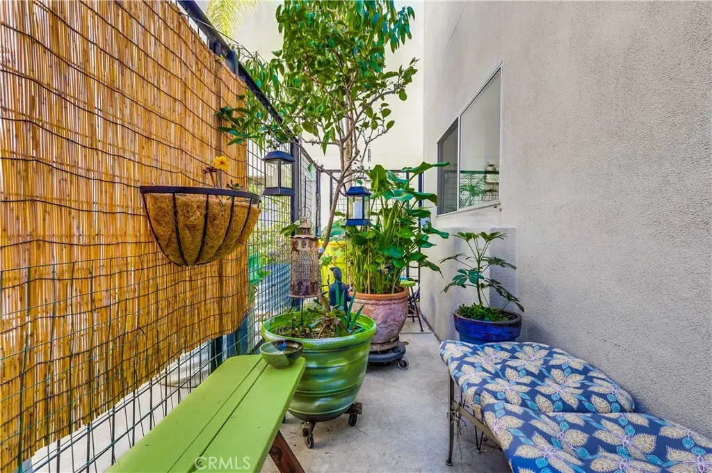 834 E 4th Street 29, Long Beach, California 90802 home-pic-23