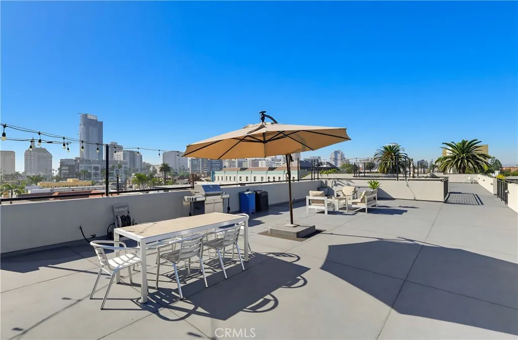 834 E 4th Street 29, Long Beach, California 90802 home-pic-34