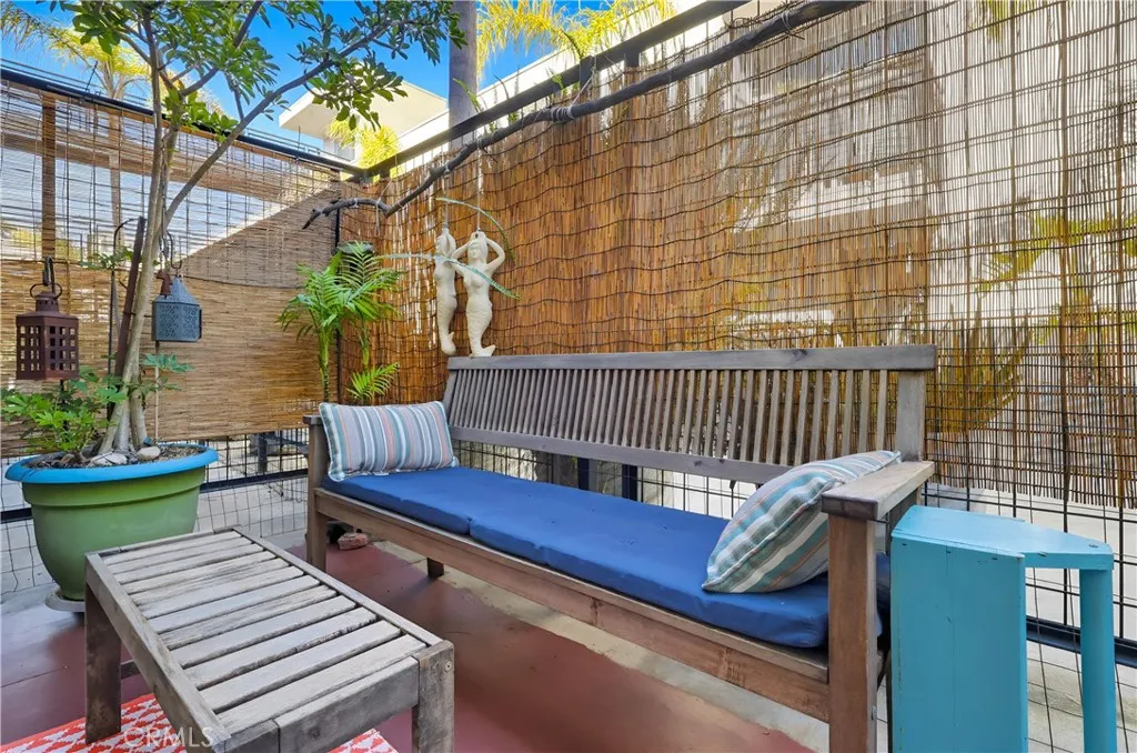 834 E 4th Street 29, Long Beach, California 90802 home-pic-22