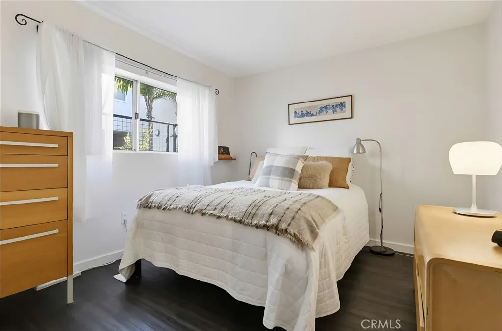 834 E 4th Street 29, Long Beach, California 90802 home-pic-14