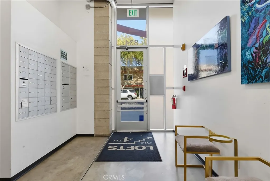 834 E 4th Street 29, Long Beach, California 90802 home-pic-42
