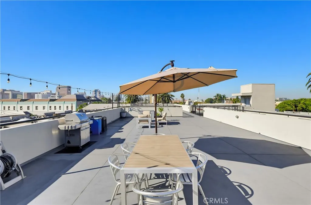 834 E 4th Street 29, Long Beach, California 90802 home-pic-62