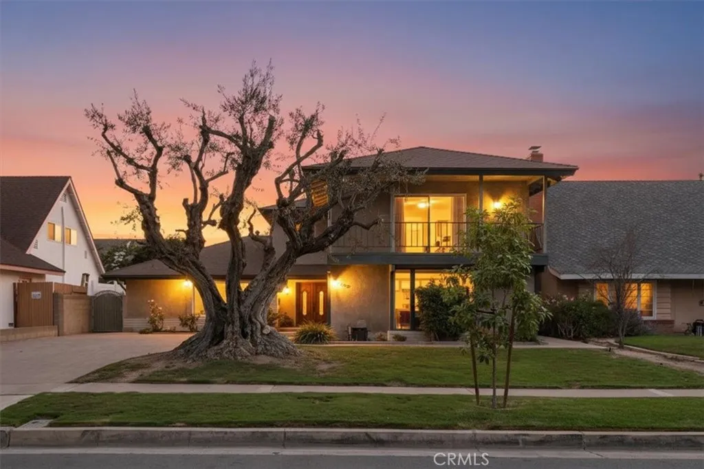 2909 S Rita Way, Santa Ana, California 92704 home-pic-46