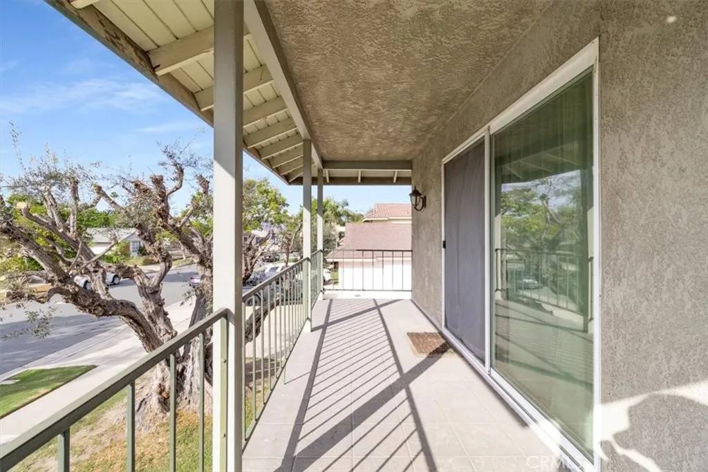 2909 S Rita Way, Santa Ana, California 92704 home-pic-28