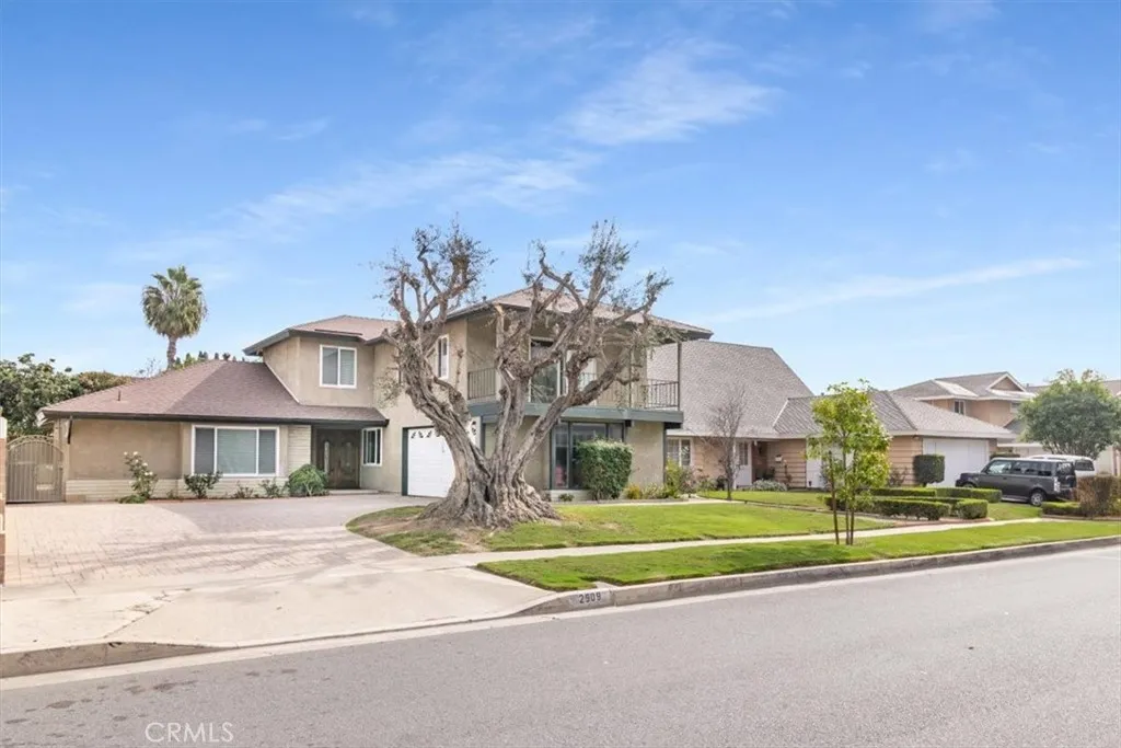 2909 S Rita Way, Santa Ana, California 92704 home-pic-3