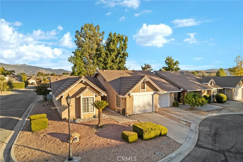 1443 Bunker Hill, San Jacinto, California 92583 home-pic-6
