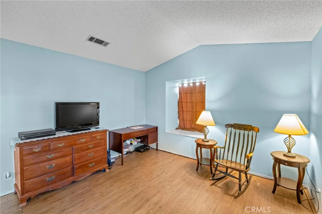 1443 Bunker Hill, San Jacinto, California 92583 home-pic-26
