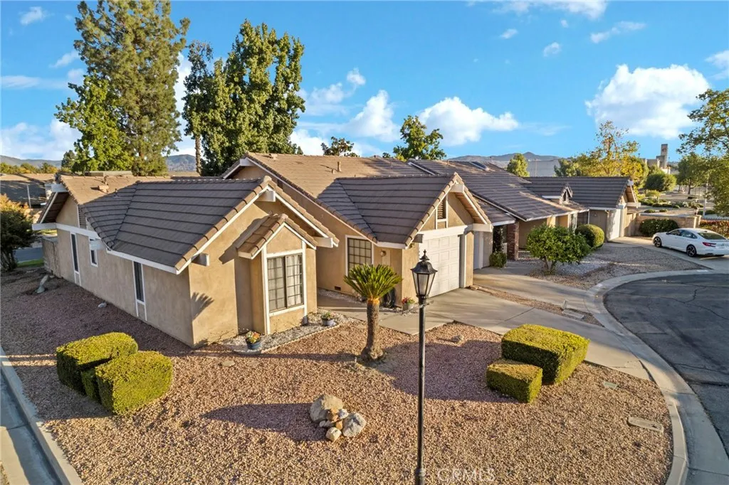 1443 Bunker Hill, San Jacinto, California 92583 home-pic-1