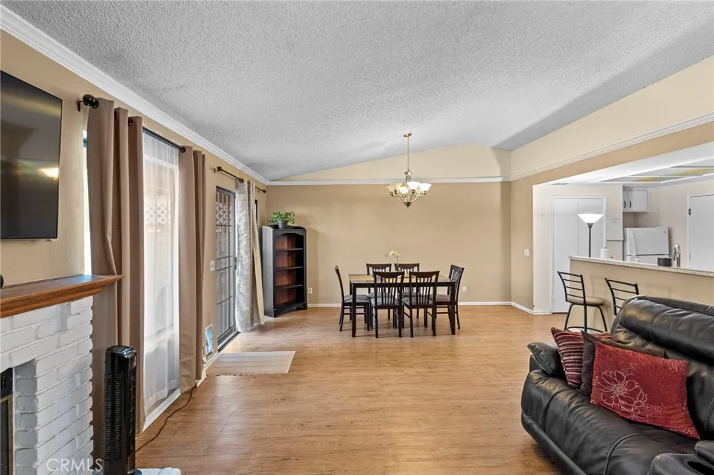 1443 Bunker Hill, San Jacinto, California 92583 home-pic-16