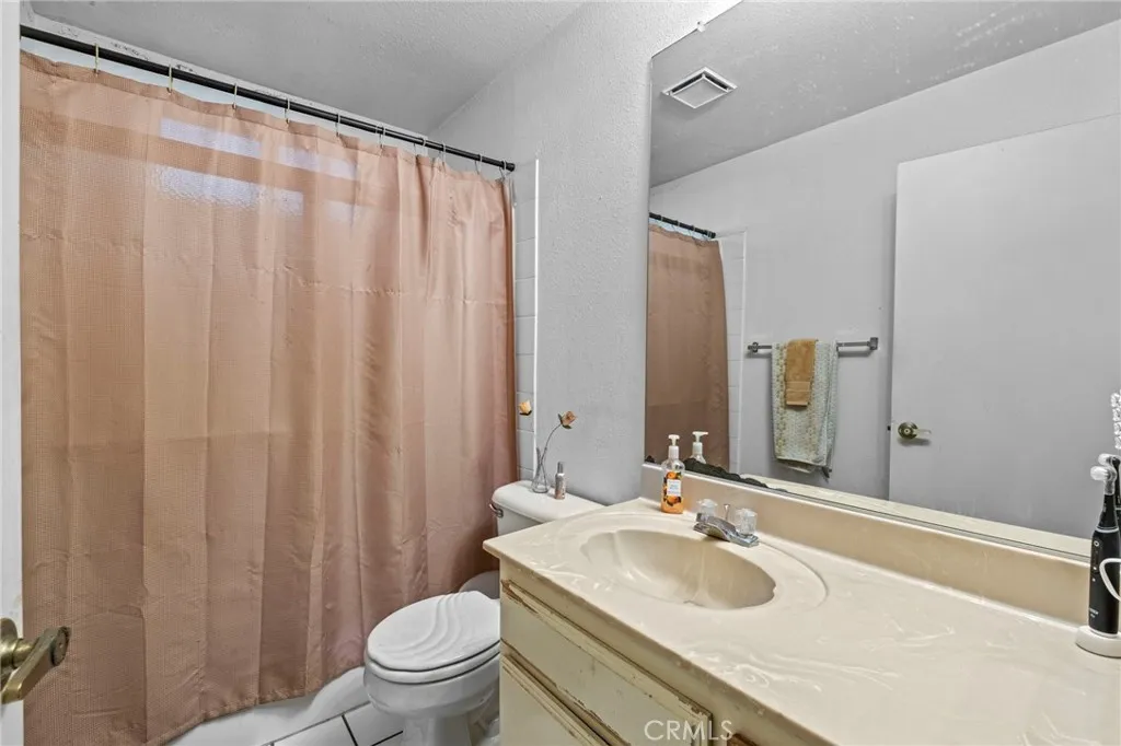 1443 Bunker Hill, San Jacinto, California 92583 home-pic-27