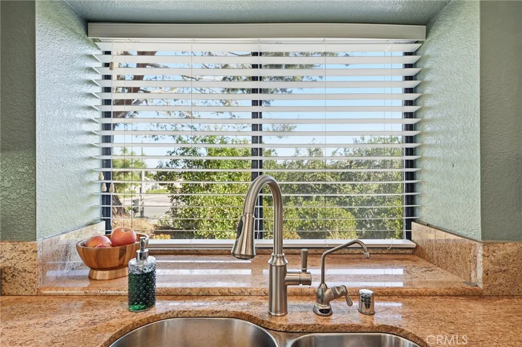 15748 Via Calanova, San Diego, California 92128 home-pic-8