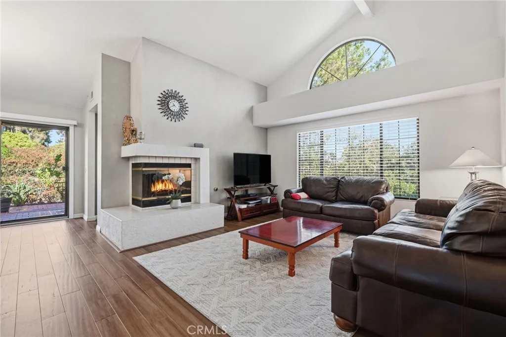 15748 Via Calanova, San Diego, California 92128 home-pic-4