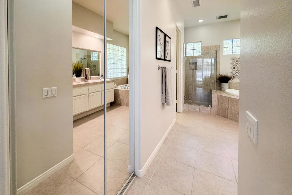 77 Calle Manzanita, Rancho Mirage, California 92270 home-pic-32