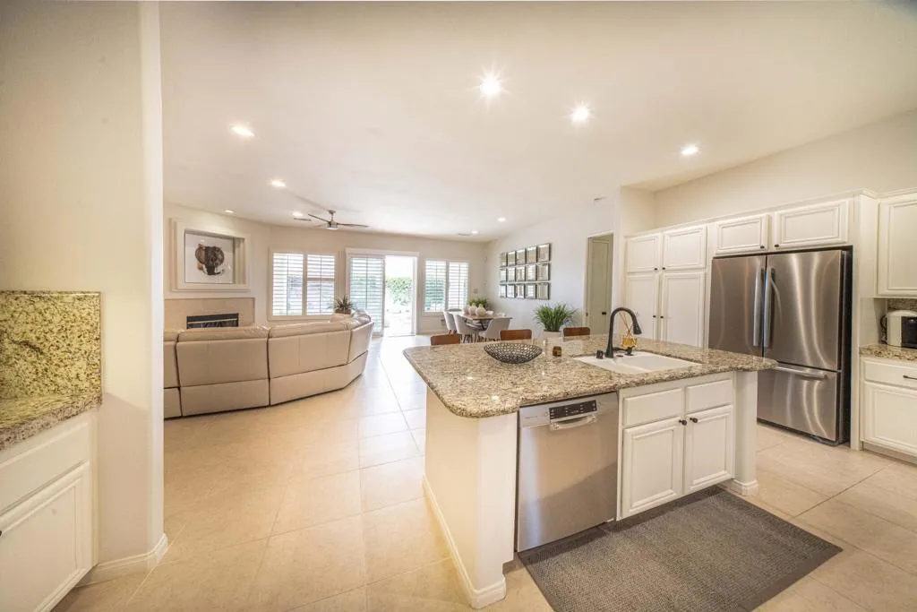 77 Calle Manzanita, Rancho Mirage, California 92270 home-pic-18
