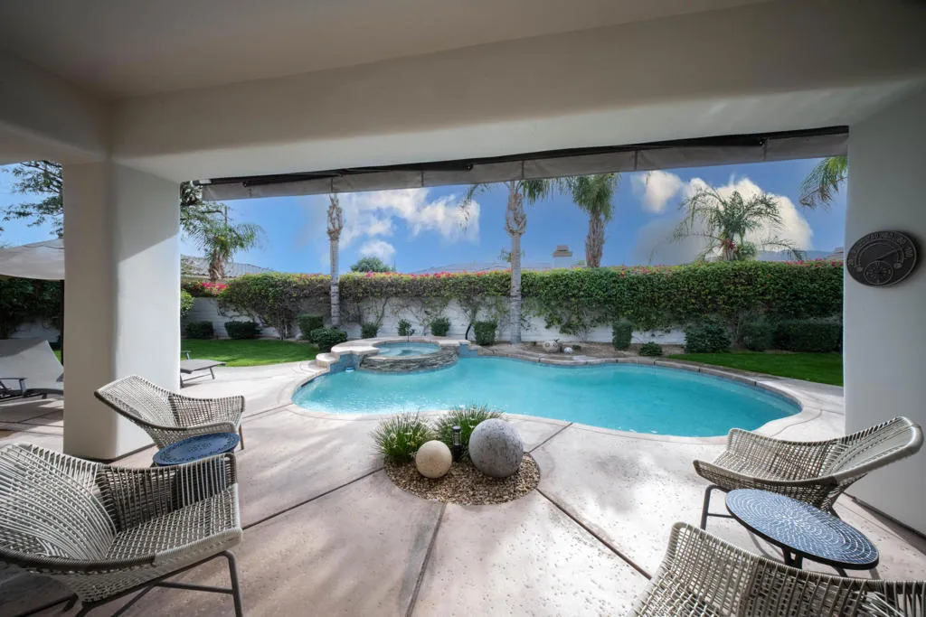 77 Calle Manzanita, Rancho Mirage, California 92270 home-pic-7