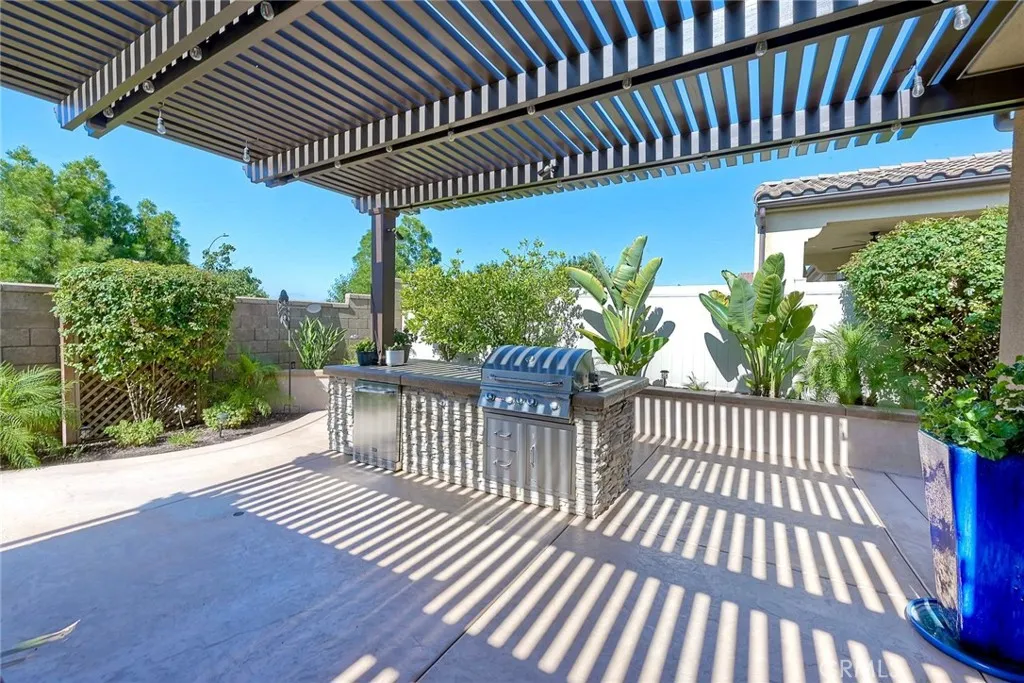 30587 Aspen Glen, Murrieta, California 92563 home-pic-30