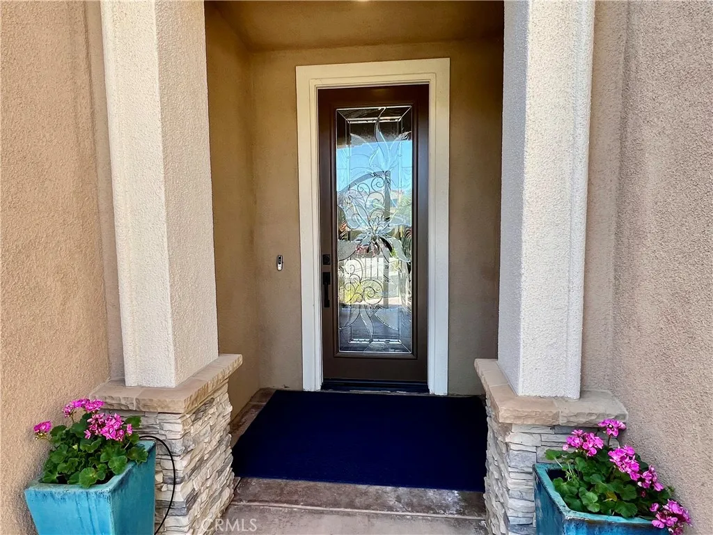 30587 Aspen Glen, Murrieta, California 92563 home-pic-6