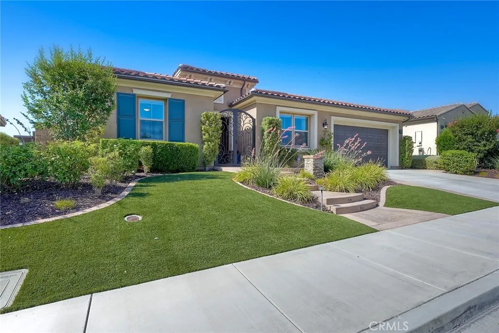 30587 Aspen Glen, Murrieta, California 92563 home-pic-45