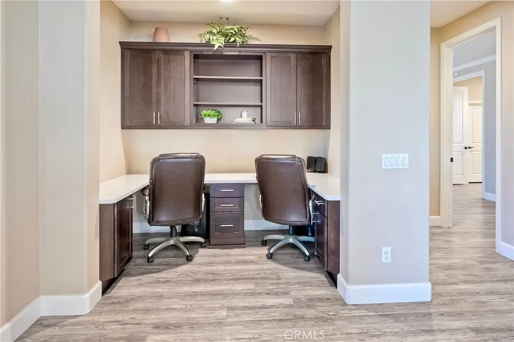 30587 Aspen Glen, Murrieta, California 92563 home-pic-13