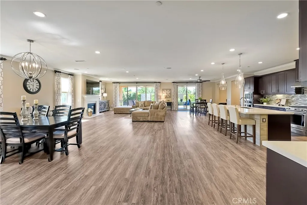 30587 Aspen Glen, Murrieta, California 92563 home-pic-12