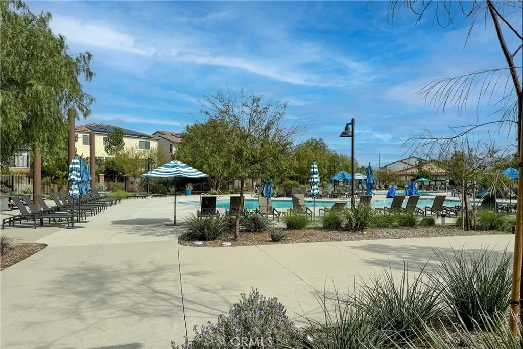 30587 Aspen Glen, Murrieta, California 92563 home-pic-37
