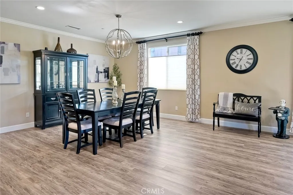 30587 Aspen Glen, Murrieta, California 92563 home-pic-11