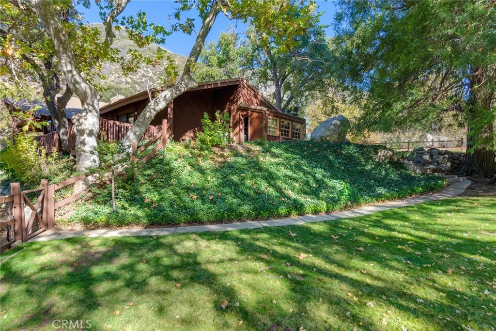 39292 Oak Glen Road, Oak Glen, California 92399 home-pic-8
