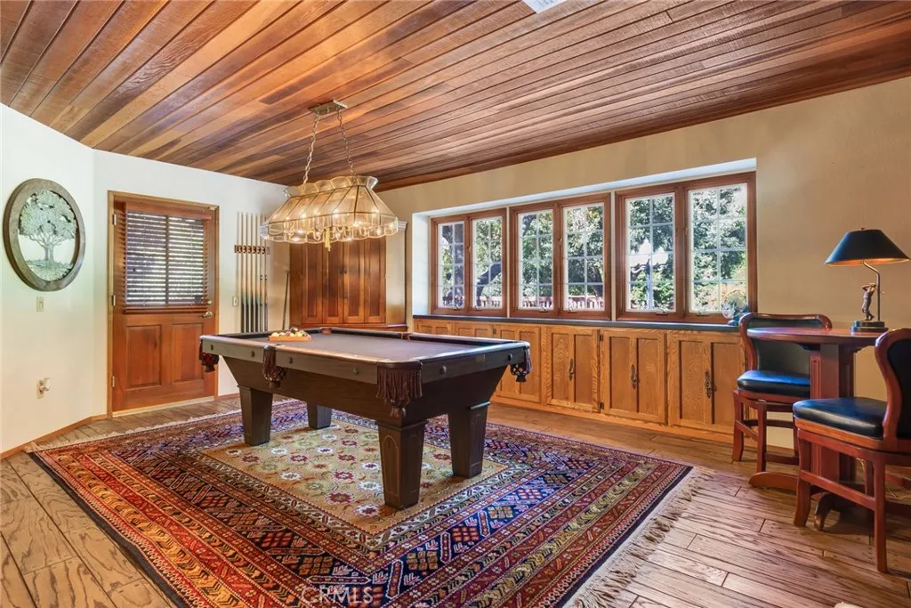 39292 Oak Glen Road, Oak Glen, California 92399 home-pic-45