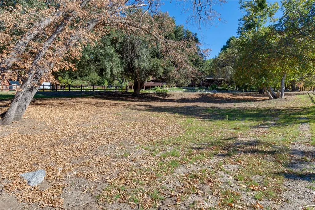 39292 Oak Glen Road, Oak Glen, California 92399 home-pic-13